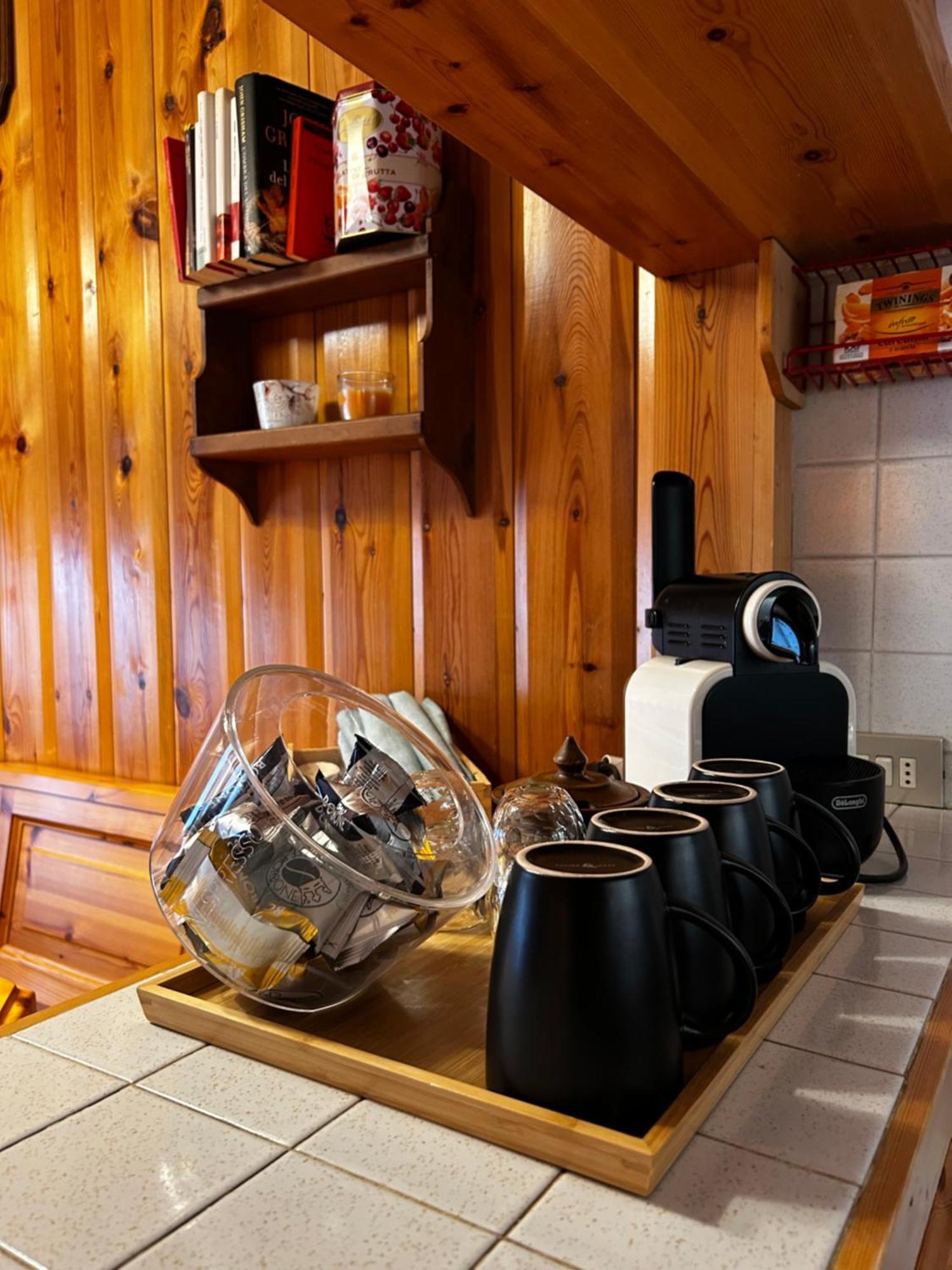 Freemood Campaegli Apartment Bagian luar foto